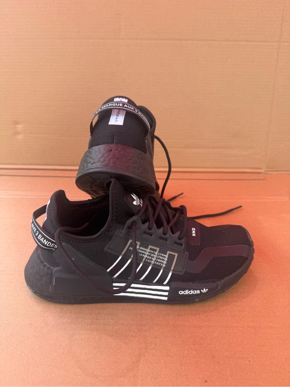 adidas Men’s Black and White Lifestyle Sneakers